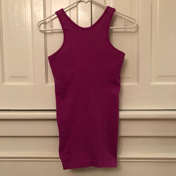 Lululemon Seamlessly Covered Tank - Picture 9 of 14